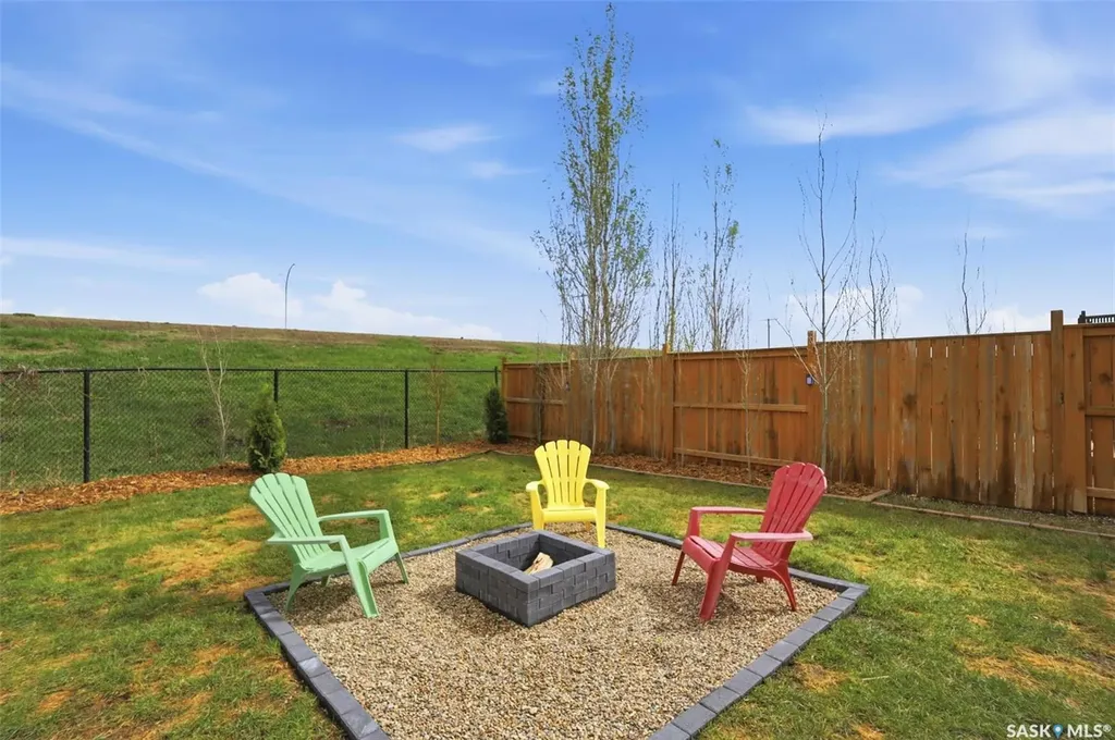 451 Henick Crescent Saskatoon SK S7R 0J4