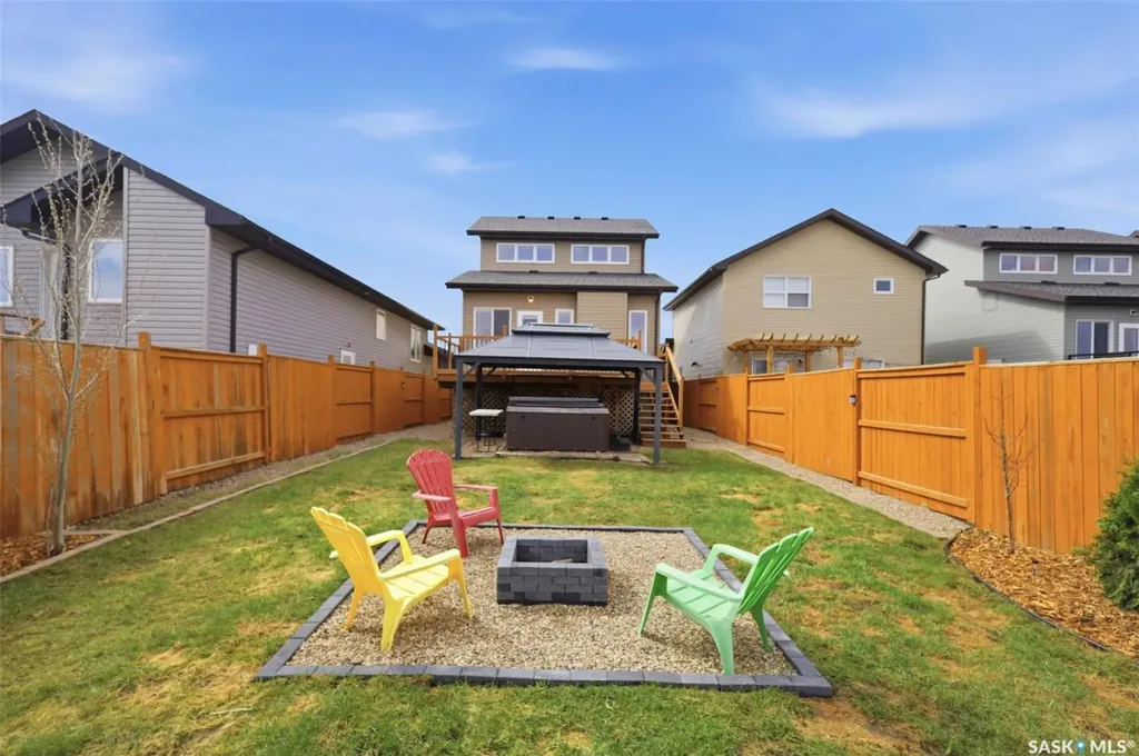 451 Henick Crescent Saskatoon SK S7R 0J4