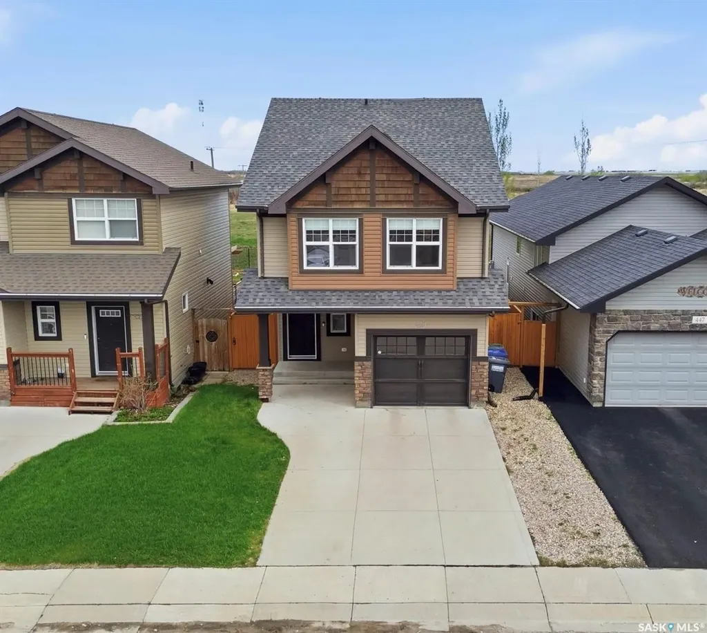 451 Henick Crescent Saskatoon SK S7R 0J4