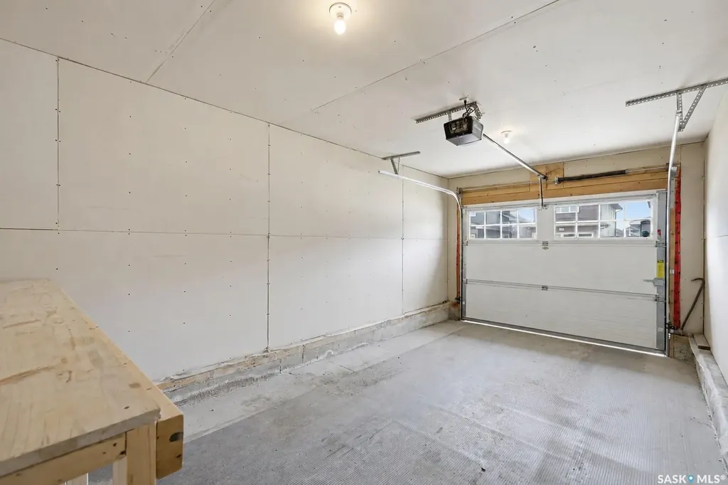 451 Henick Crescent Saskatoon SK S7R 0J4
