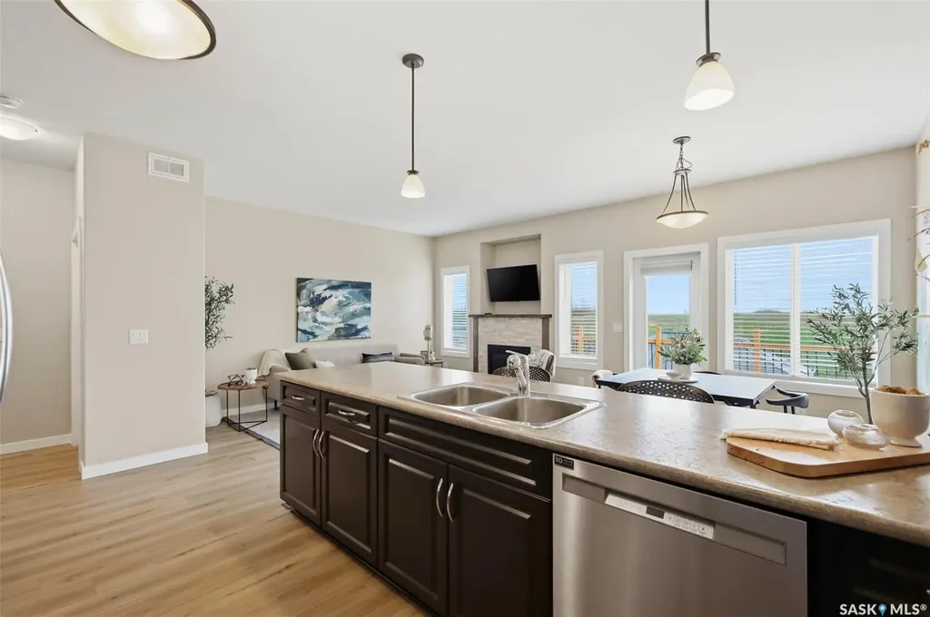 451 Henick Crescent Saskatoon SK S7R 0J4