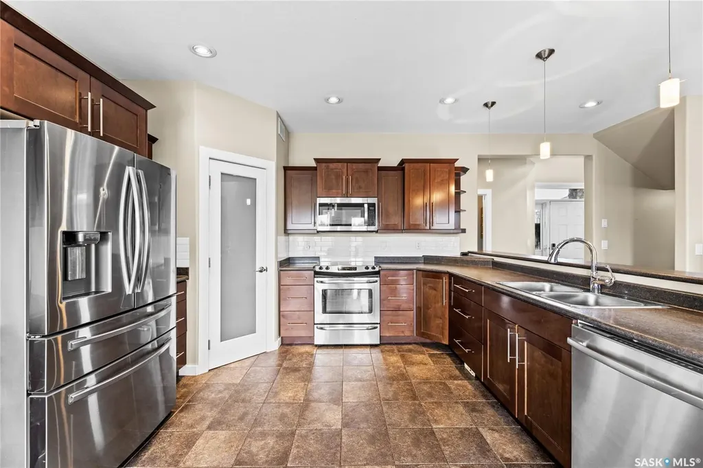 362 Charity Cove Martensville SK S0K 0A2