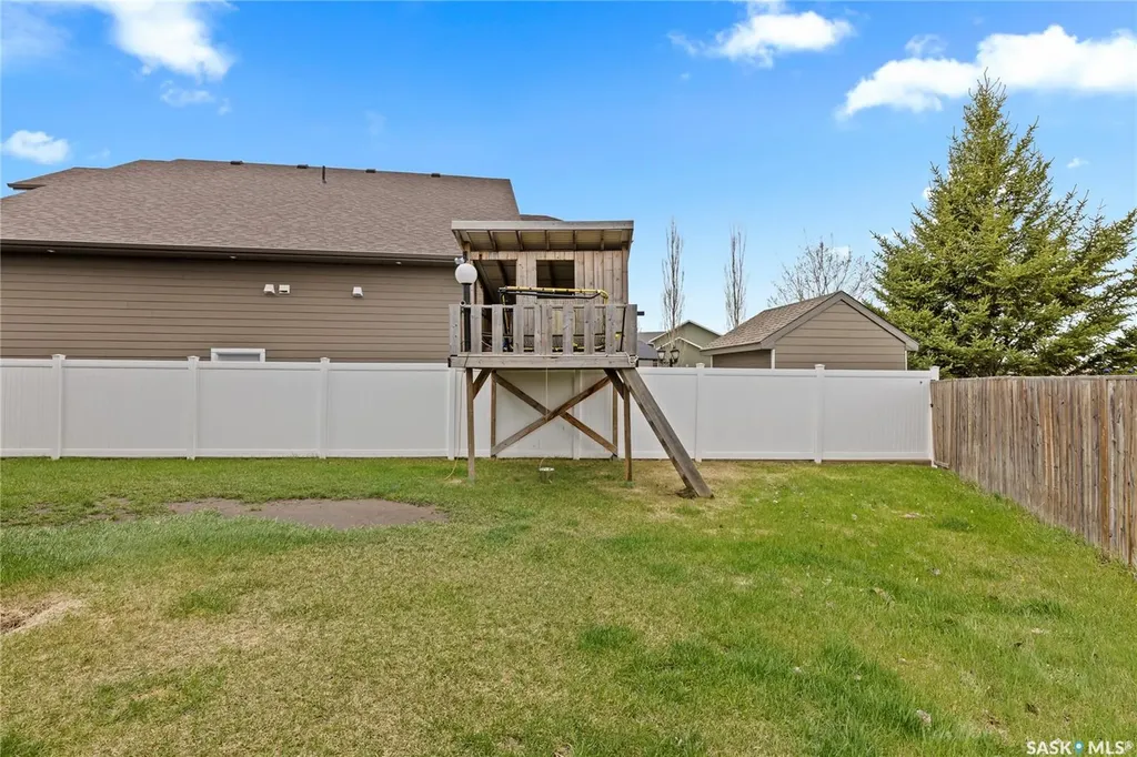 362 Charity Cove Martensville SK S0K 0A2