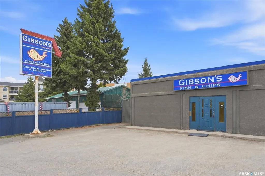 1025 Louise Avenue Saskatoon SK S7H 2P7