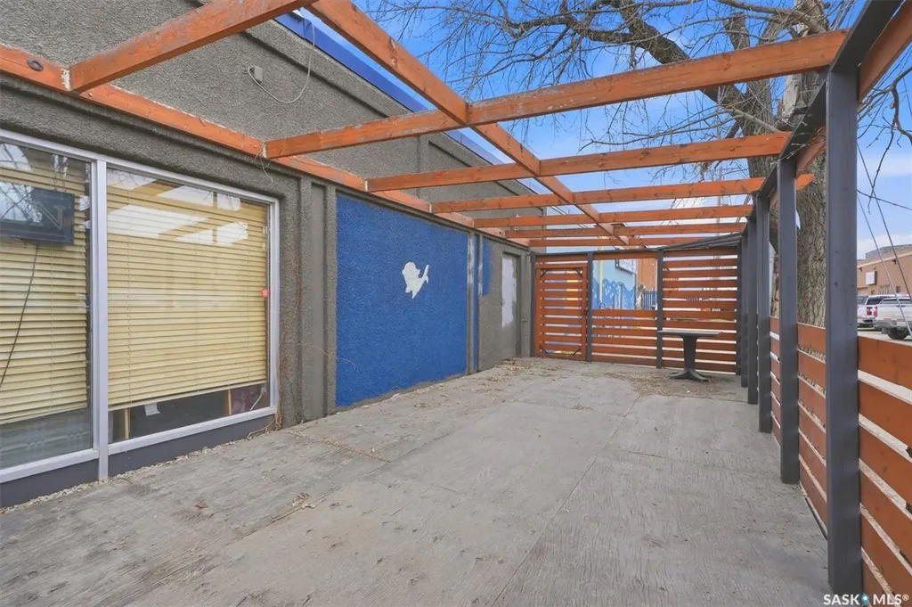 1025 Louise Avenue Saskatoon SK S7H 2P7