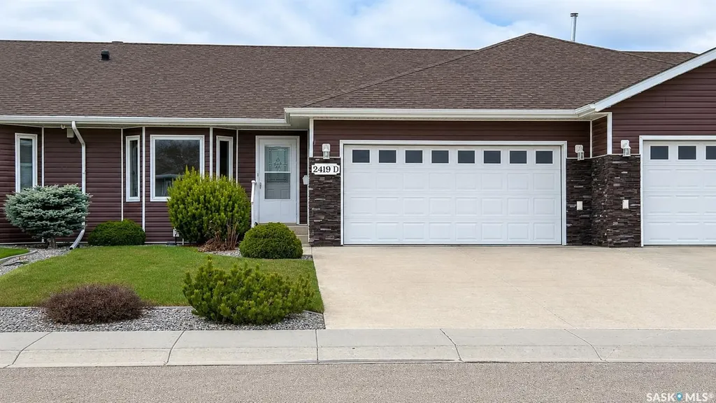2419 Buhler Avenue North Battleford SK S9A 1R2