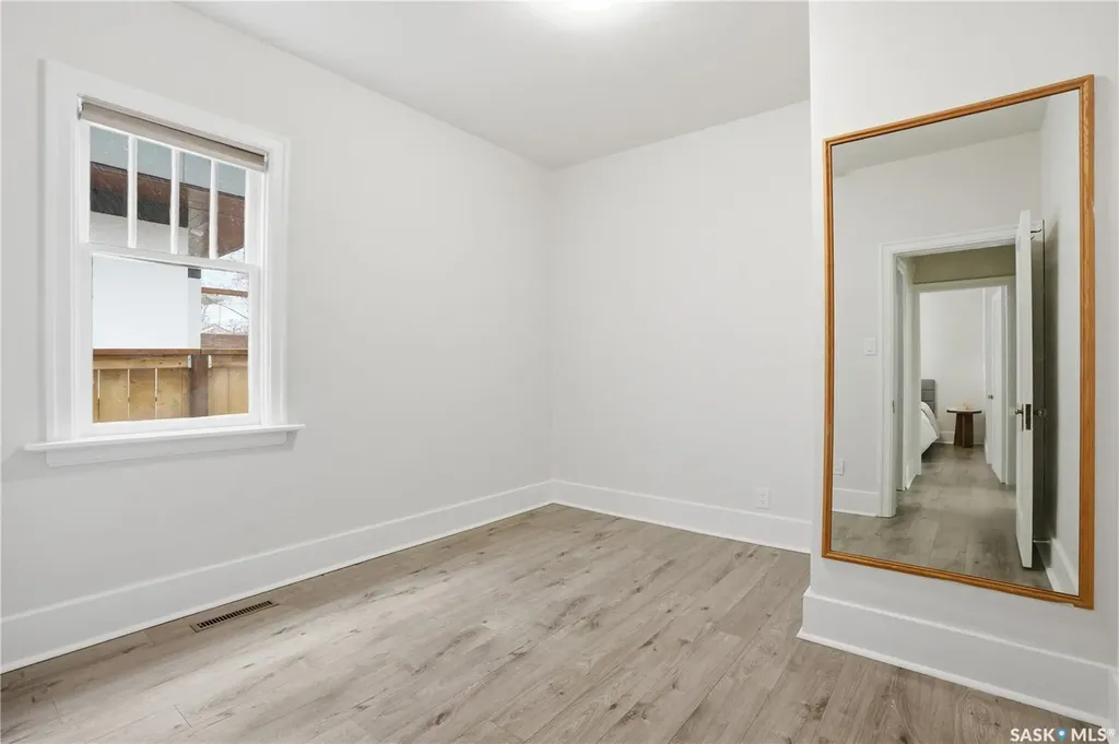 1016 Temperance Street Saskatoon SK S7N 0N6