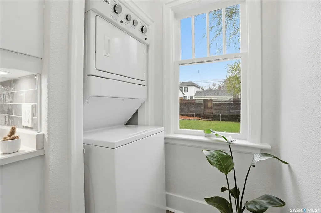 1016 Temperance Street Saskatoon SK S7N 0N6