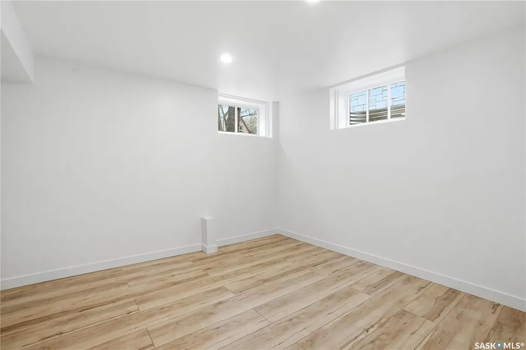 1016 Temperance Street Saskatoon SK S7N 0N6