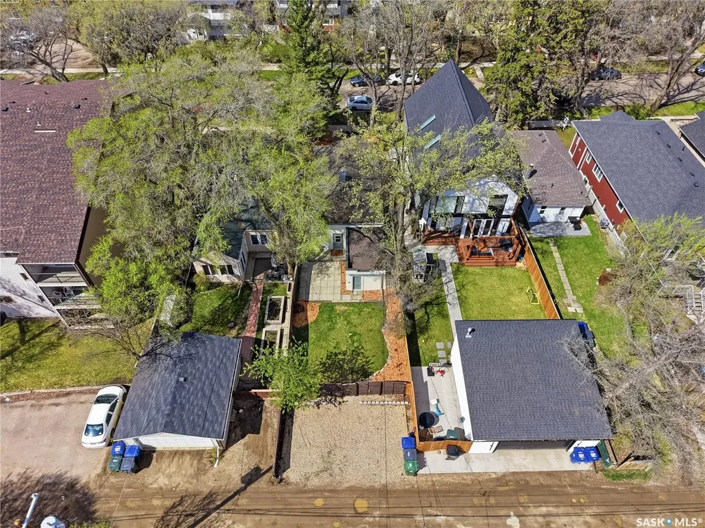 1016 Temperance Street Saskatoon SK S7N 0N6