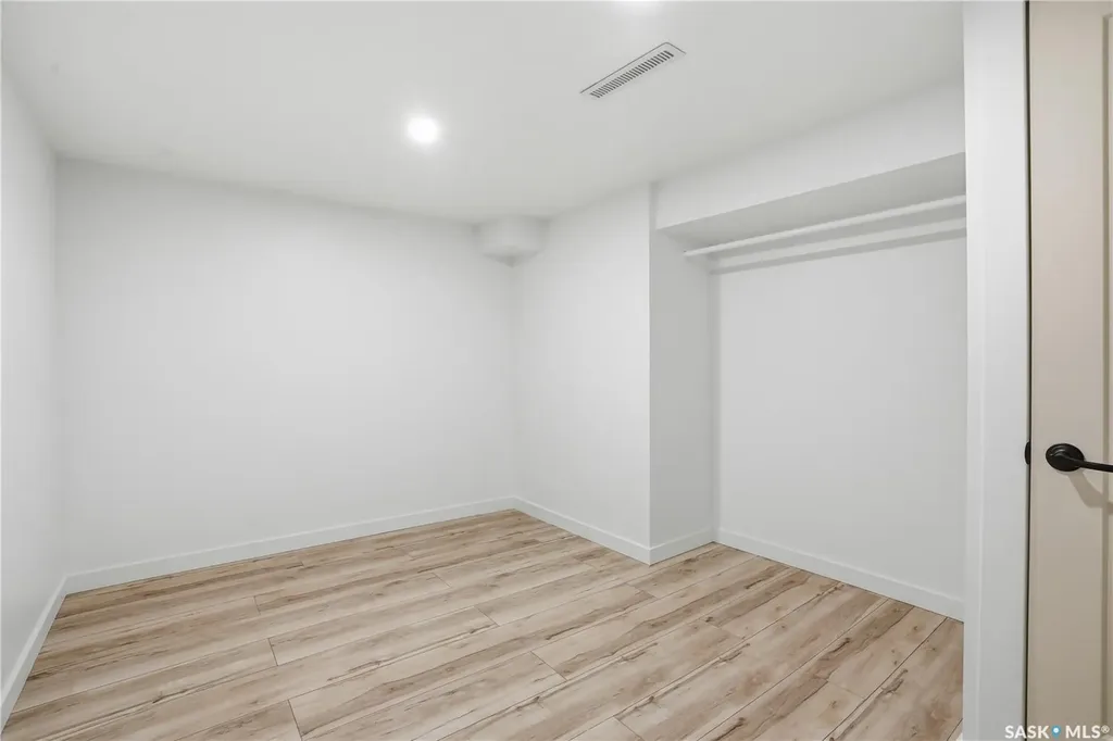 1016 Temperance Street Saskatoon SK S7N 0N6