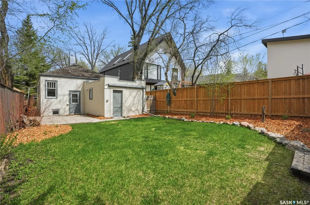 1016 Temperance Street Saskatoon SK S7N 0N6