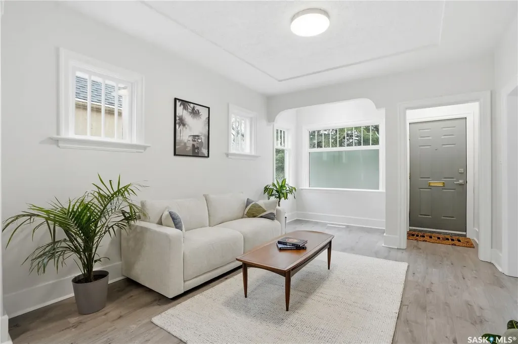 1016 Temperance Street Saskatoon SK S7N 0N6