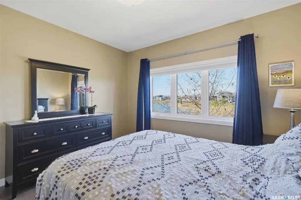 542 Pringle Crescent Saskatoon SK S7T 0W9