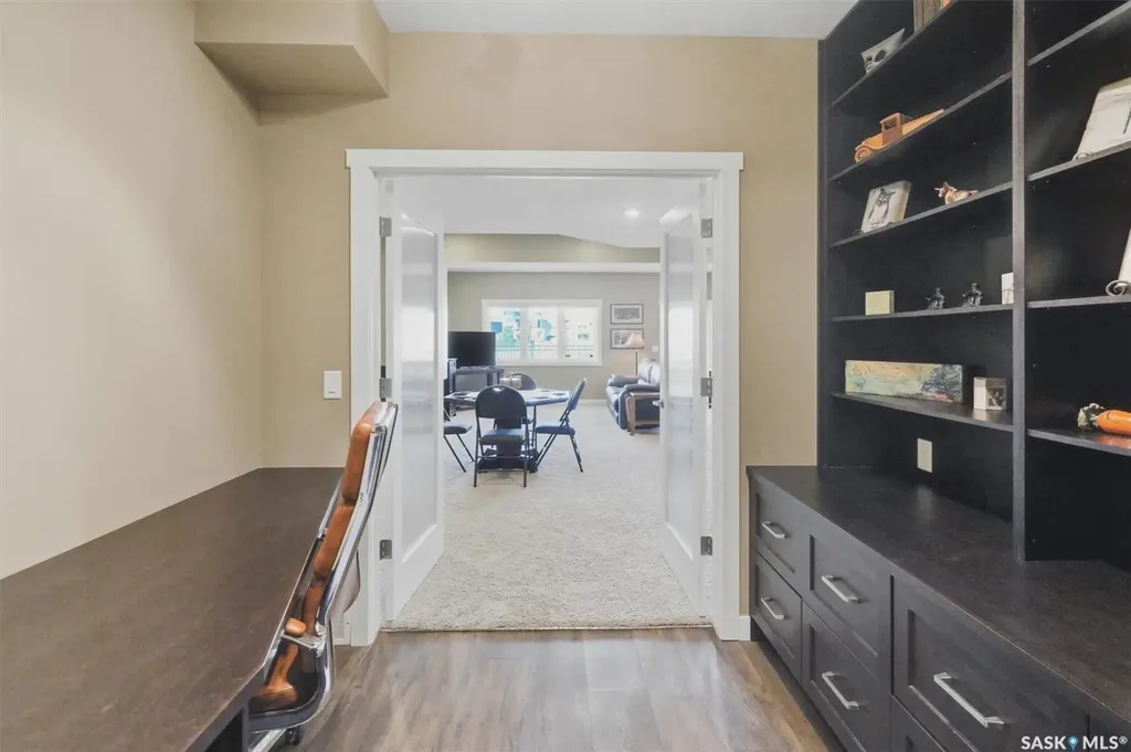 542 Pringle Crescent Saskatoon SK S7T 0W9