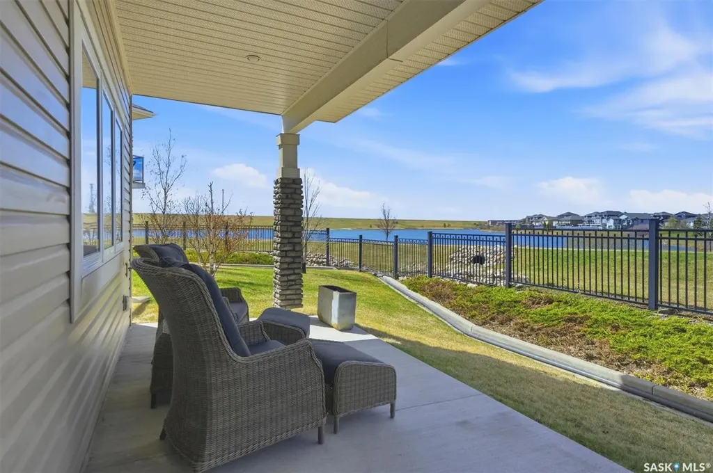 542 Pringle Crescent Saskatoon SK S7T 0W9