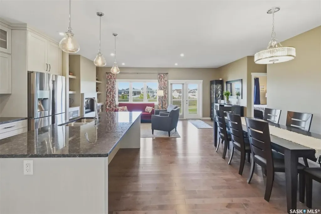 542 Pringle Crescent Saskatoon SK S7T 0W9
