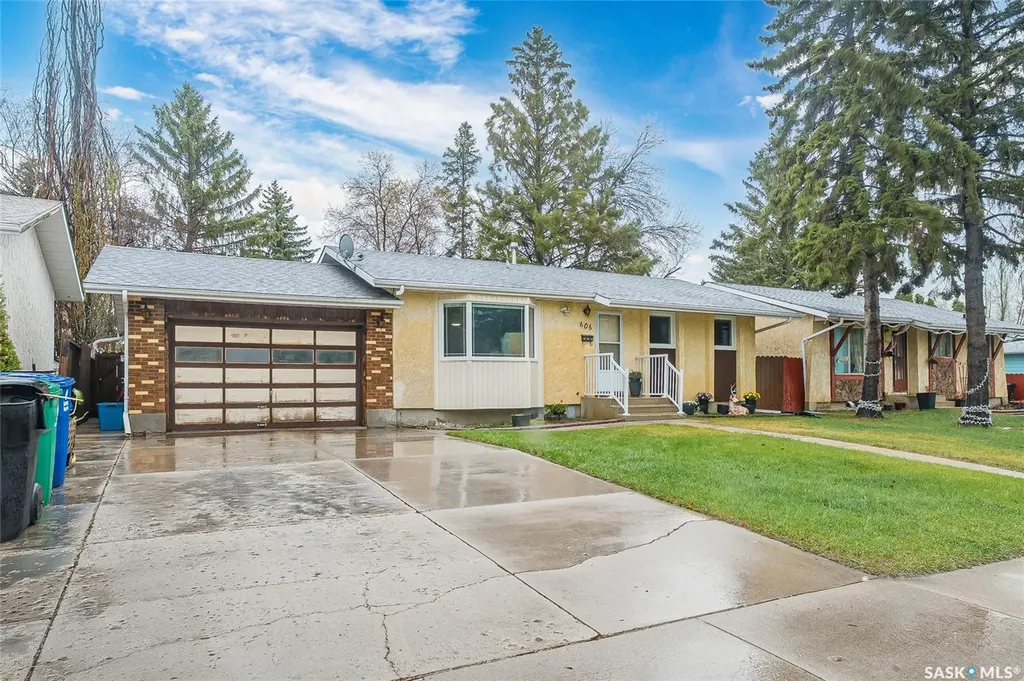 606 Wardlow Road Saskatoon SK S7M 4C9