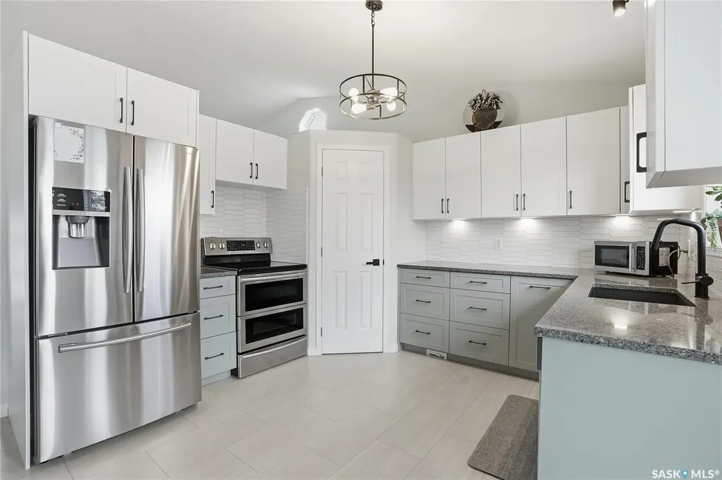 223 Pobran Lane Saskatoon SK S7S 1L5