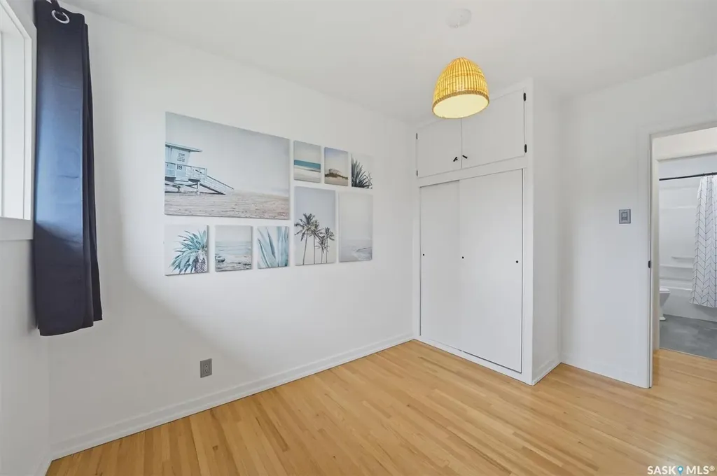 2417 Hanover Avenue Saskatoon SK S7J 1E7