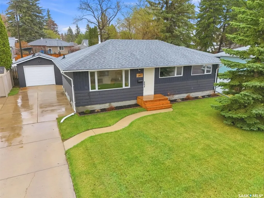 2417 Hanover Avenue Saskatoon SK S7J 1E7