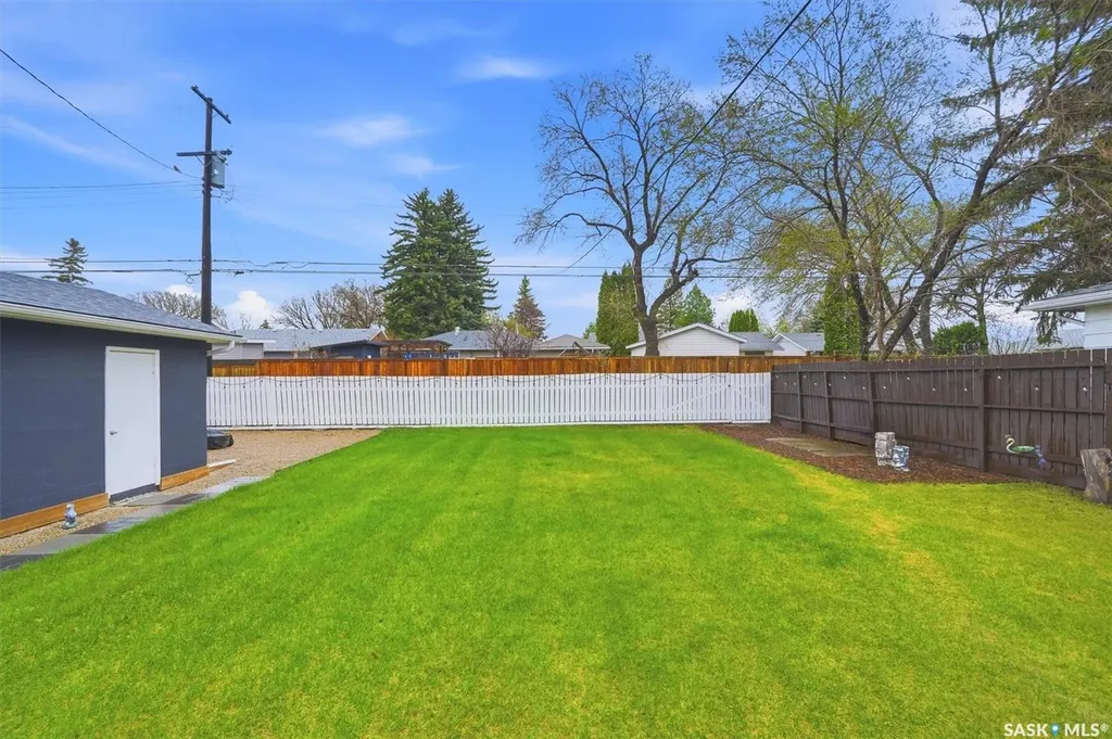 2417 Hanover Avenue Saskatoon SK S7J 1E7