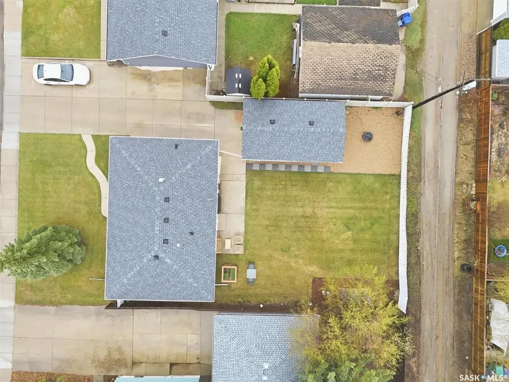 2417 Hanover Avenue Saskatoon SK S7J 1E7