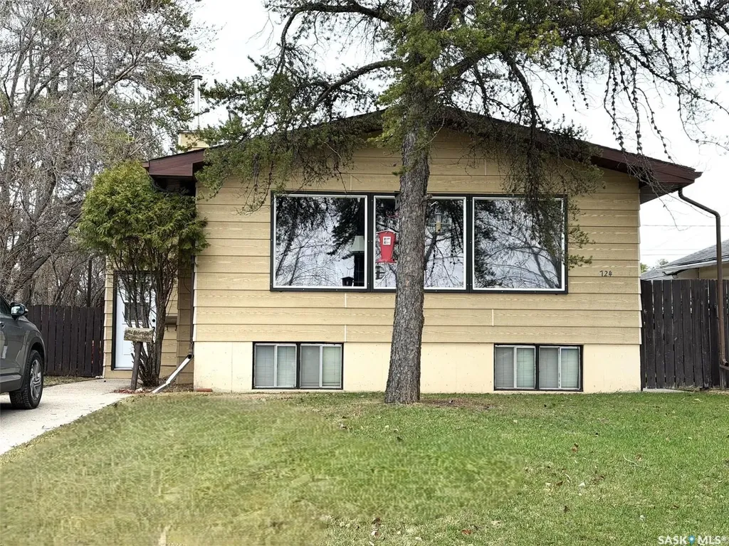 724 Prince Street Hudson Bay SK S0E 0Y0