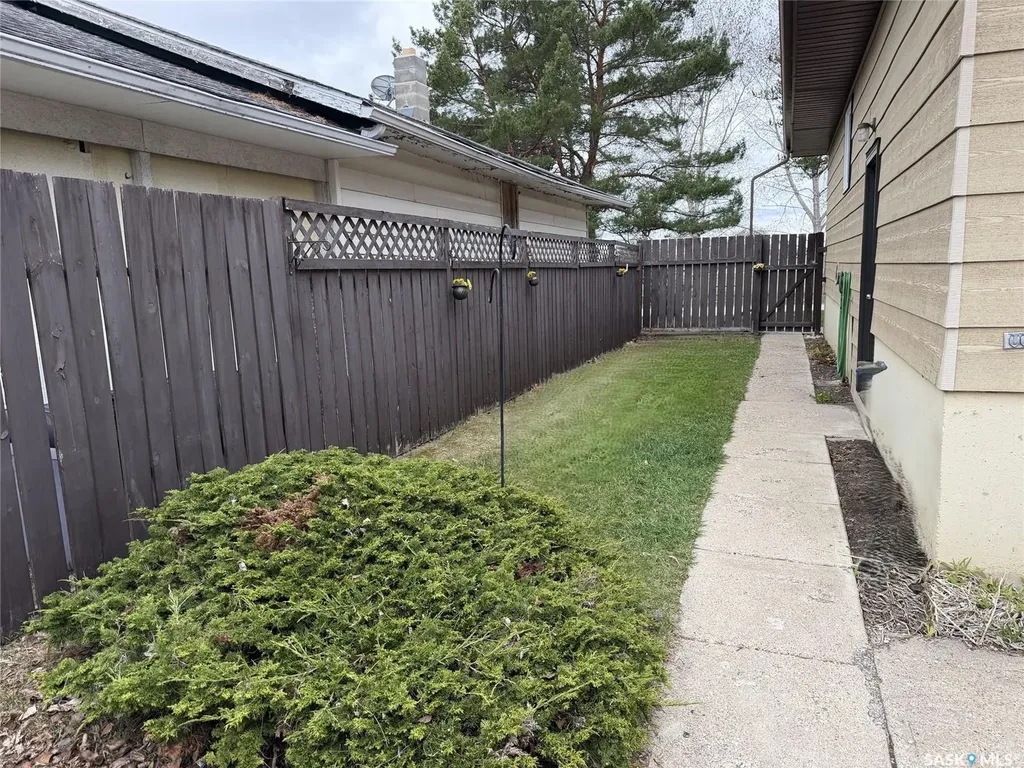 724 Prince Street Hudson Bay SK S0E 0Y0