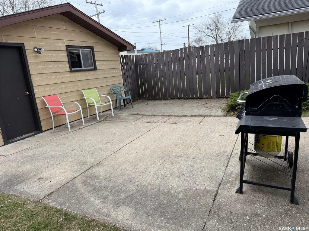 724 Prince Street Hudson Bay SK S0E 0Y0