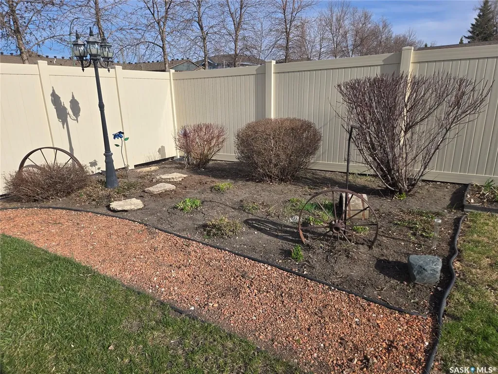 15 Mackenzie Drive Yorkton SK S3N 3M6