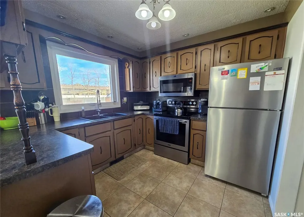 15 Mackenzie Drive Yorkton SK S3N 3M6