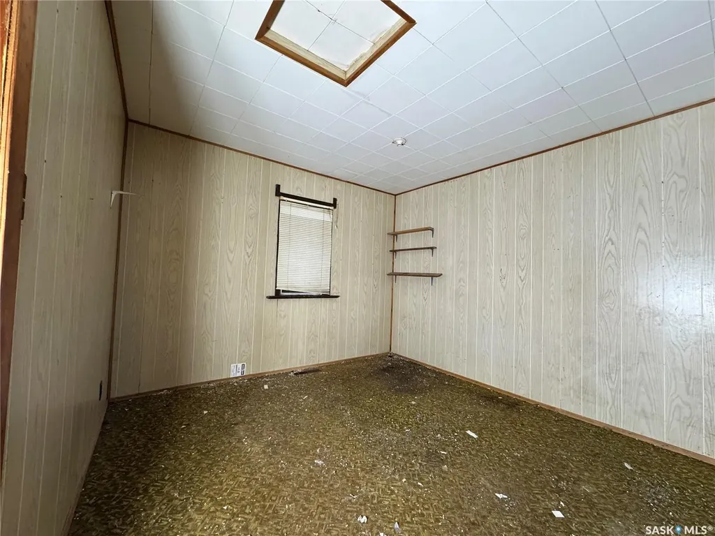 208 Irvine Street Cut Knife SK S0M 0N0