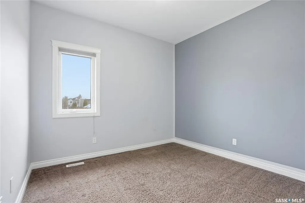 817 Columbia Way Martensville SK S0K 0A2