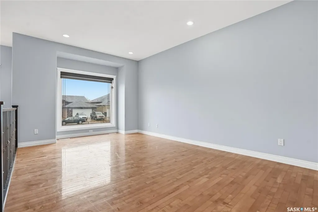 817 Columbia Way Martensville SK S0K 0A2