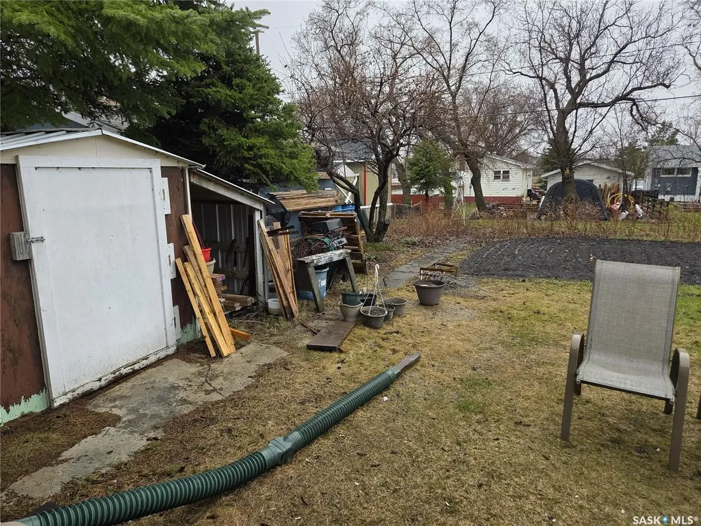 249 Sixth Street NE Wadena SK S0A 4J0