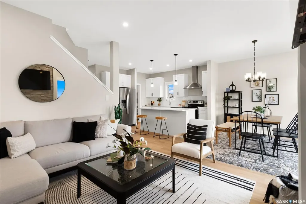 333 Cockcroft Street Saskatoon SK S7V 1Y8