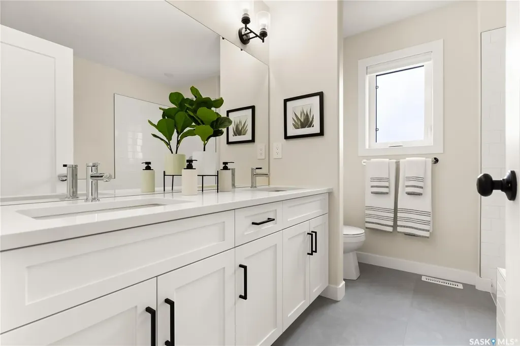 333 Cockcroft Street Saskatoon SK S7V 1Y8
