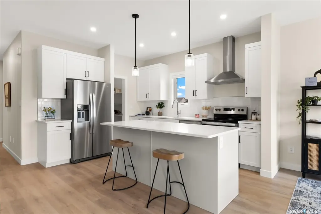 333 Cockcroft Street Saskatoon SK S7V 1Y8
