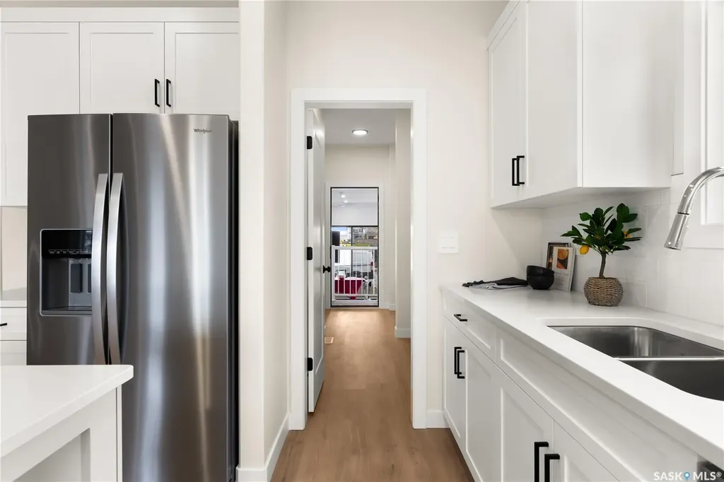 333 Cockcroft Street Saskatoon SK S7V 1Y8