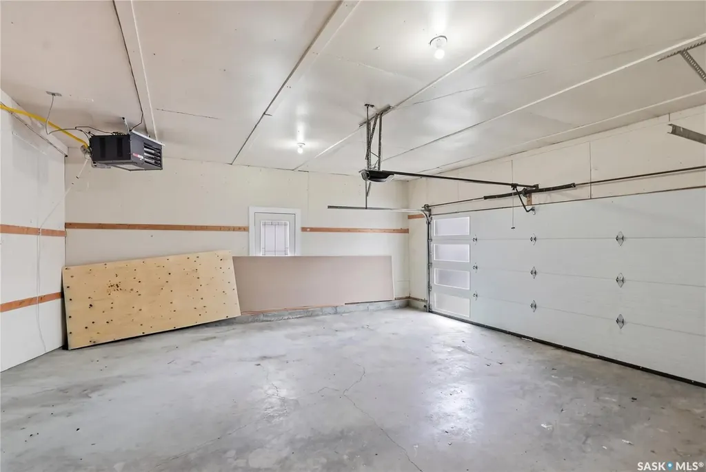 607 Addie Crescent Saskatoon SK S7N 3K7