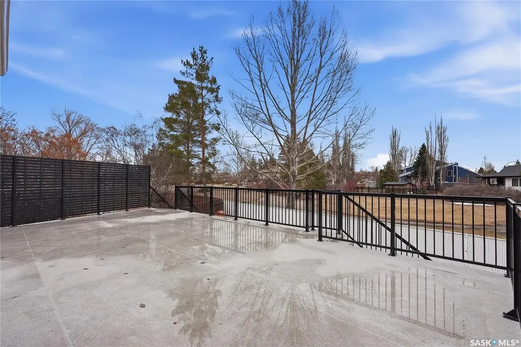 607 Addie Crescent Saskatoon SK S7N 3K7