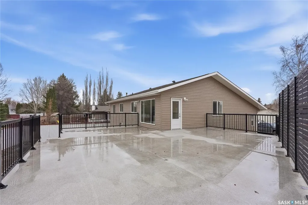 607 Addie Crescent Saskatoon SK S7N 3K7
