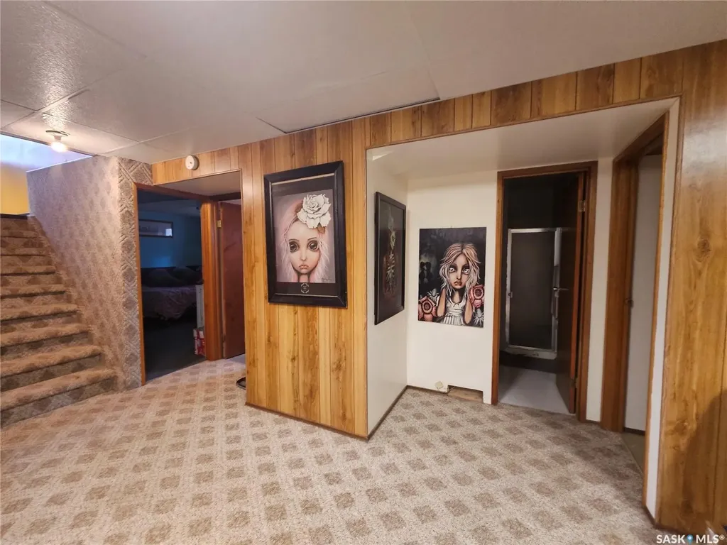 1204 North Railway Street E Swift Current SK S9H 1E7