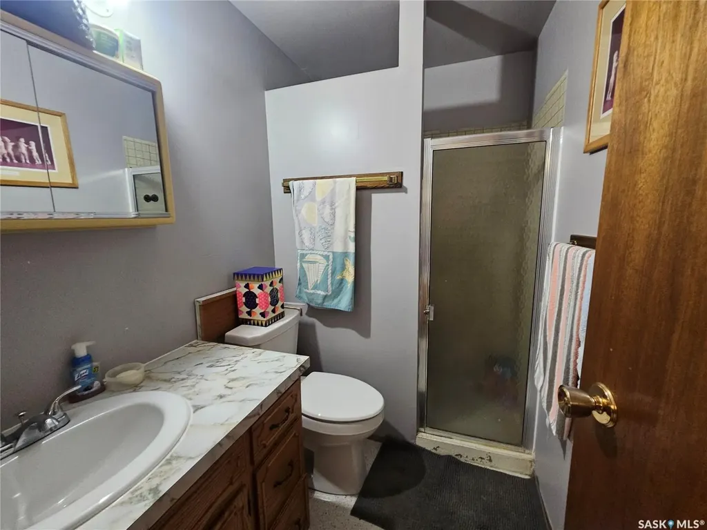 1204 North Railway Street E Swift Current SK S9H 1E7