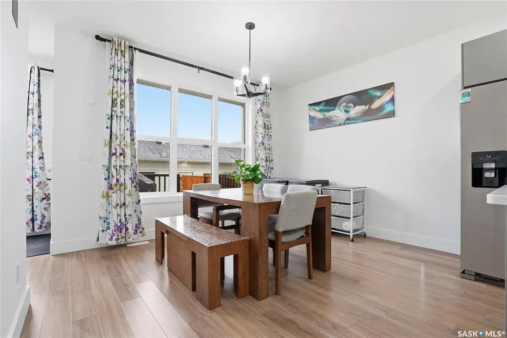 187 Rosewood Boulevard E Saskatoon SK S7V 0X2