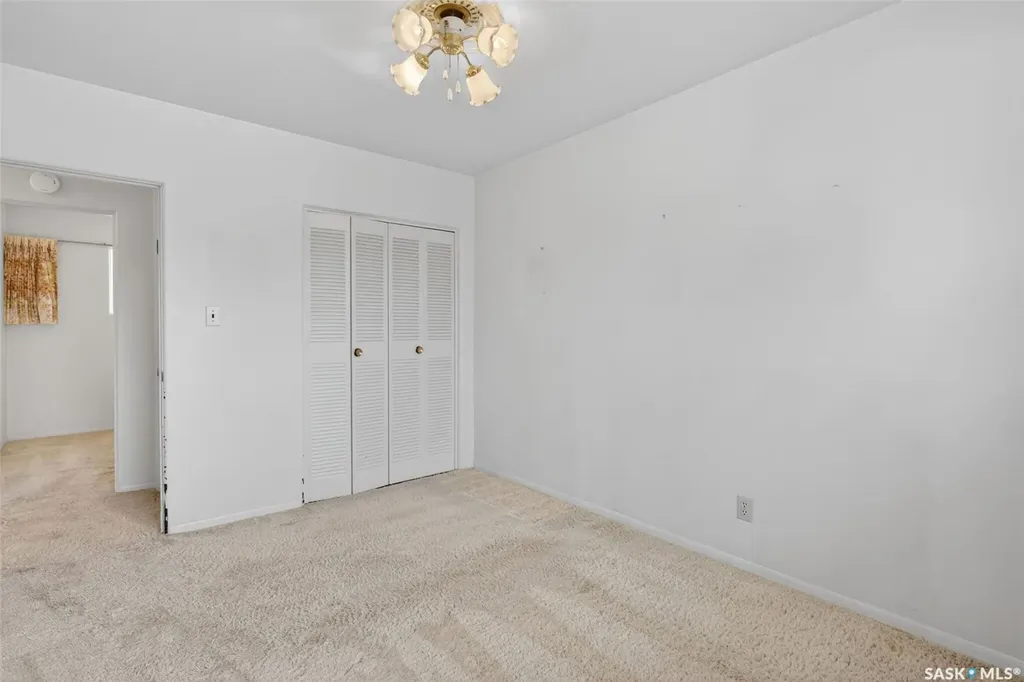 334 25th Street W Prince Albert SK S6V 5P6