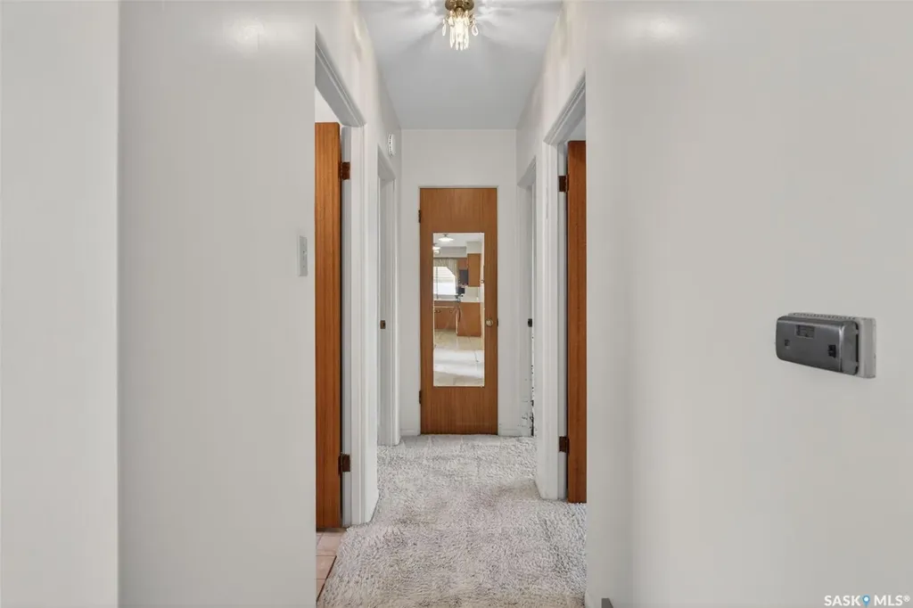 334 25th Street W Prince Albert SK S6V 5P6