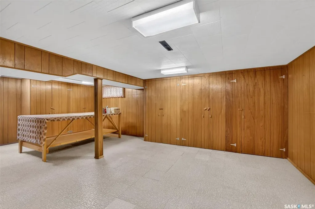334 25th Street W Prince Albert SK S6V 5P6