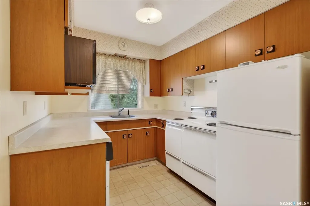 334 25th Street W Prince Albert SK S6V 5P6